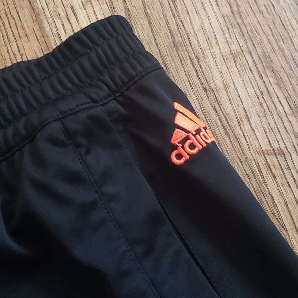 Adidas Short - Picture 5 of 7